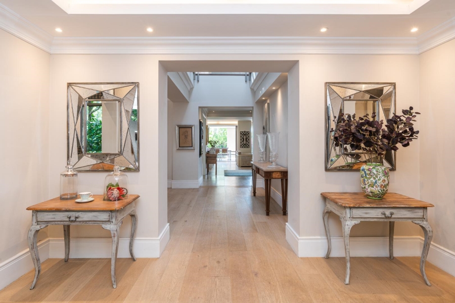 4 Bedroom Property for Sale in Fresnaye Western Cape